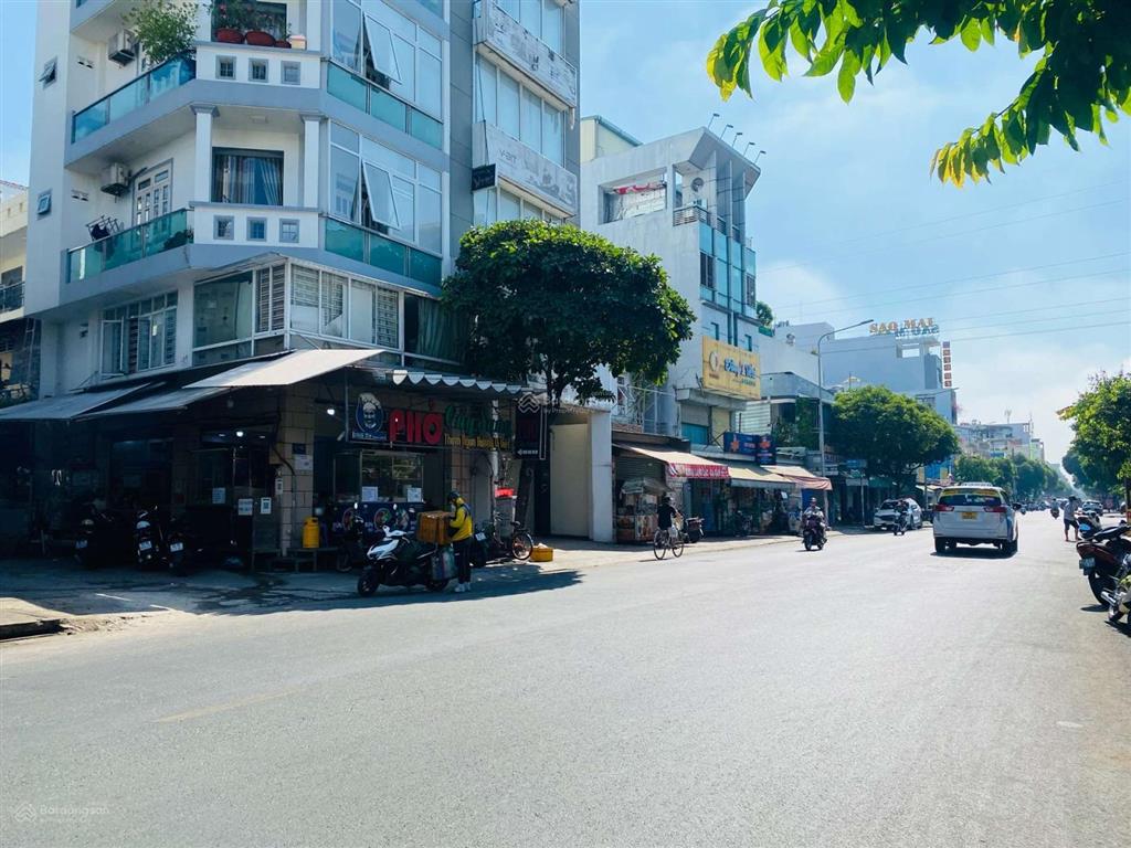 Mặt tiền kinh doanh đường độc lập  dt 7,8 x 20m  nhà 1 lầu cũ  giá 18,5 tỷ