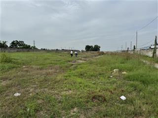 Chỉ 12,2tr/m2 đất trống mặt tiền ql51, ngay trạm thu phí, phú mỹ, 674.4m2(300m2 thổ cư). 0937 311 ***