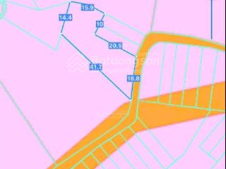 Bán mảnh vườn 569m2 có 100m2 thổ cư giá rẻ đường bê tông 7m gần chợ và nhà thờ