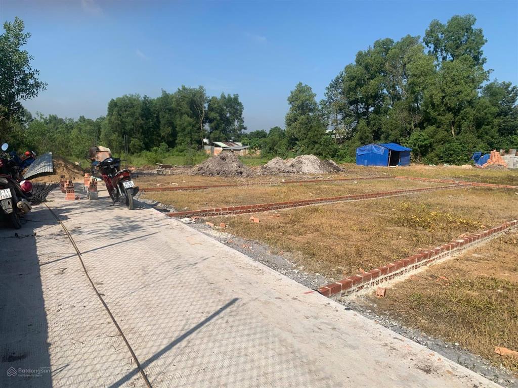 Chính chủ bán gấp lô đất 5x20m thổ cư 100% ngay gần chợ, ubnd xã giang điền, giá rẻ 770tr