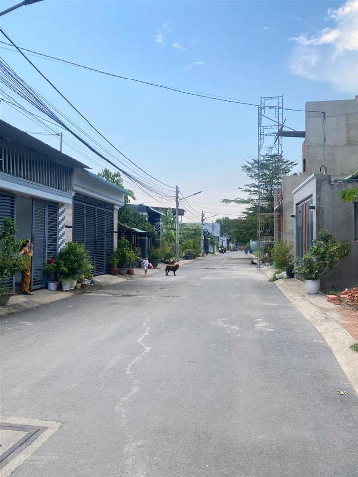 Chính chủ bán 100m2 đối diện chợ thị trấn trảng bom, giá rẻ 1tỷ550 đường nhựa 7m