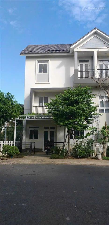 Căn nhà phố sân vườn rẻ nhất park riverside 9x12m sân ô tô riêng khu compound an ninh 24/7