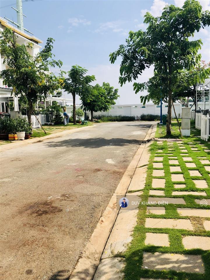 Nhà phố 5x23m khang điền melosa  3 tầng full nt  4pn 5wc  nhà mới đẹp an ninh bv 24/7 sân ô tô