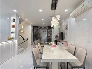 Góc sân vườn mega ruby khang điền  14x11m = 156m2  khu compound an ninh bảo vệ 24/7  full nt