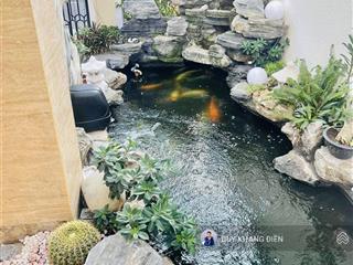 Góc sân vườn verosa khang điền  8x18,5m full nt  hđ thuê 38tr/tháng  gần hồ bơi mát mẻ  hồ cá