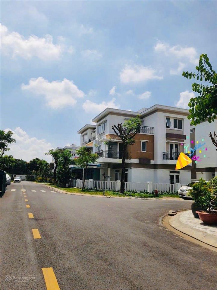 Chính chủ cần bán gấp  căn góc view công viên đã có sổ