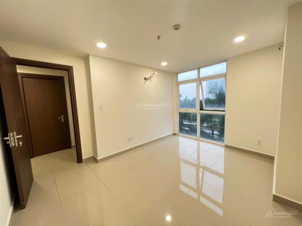 Bán gấp căn hộ conic skyway 2pn 2wc giá 2.850 tỷ, có hỗ trợ vay nh   0979 695 ***