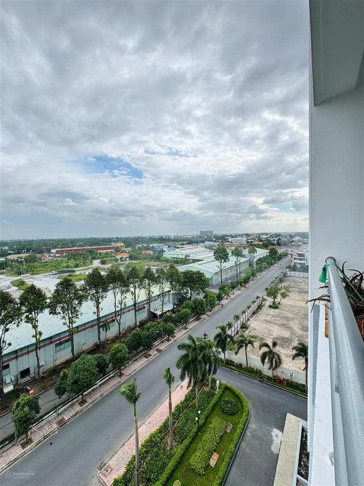 Cần bán căn hộ conic boulevard 81.2m2,2pn 2wc gia 3.1ty, hỗ trợ vay nh , nt đẹp  0979 695 ***