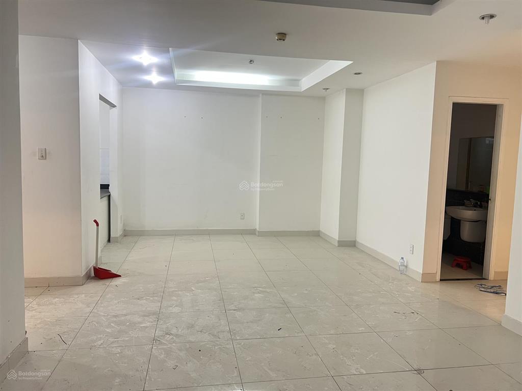 Bán ch terra rosa 92m2pn2wc căn góc. full nội thất như hình. sổ hồng. giá 3,3 tỷ.  0909 864 ***
