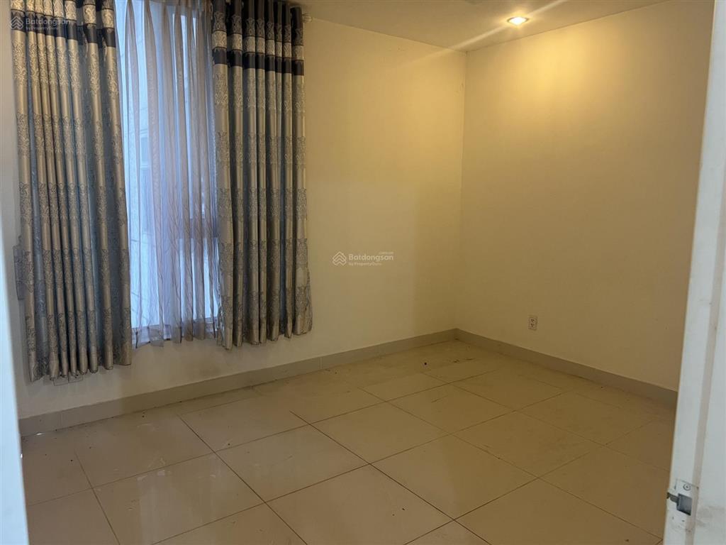 Bán ch terra rosa 92m2pn2wc căn góc. full nội thất như hình. sổ hồng. giá 3,3 tỷ.  0909 864 ***