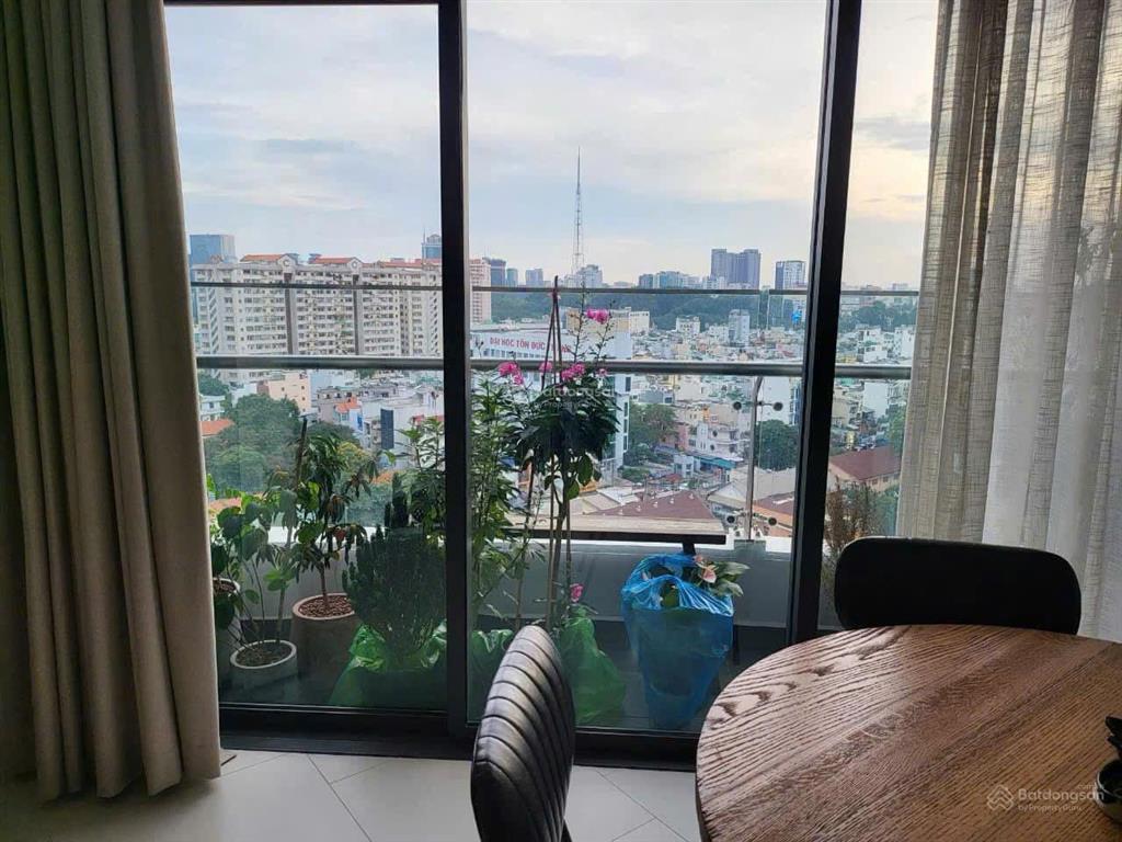 Bán căn hộ city garden 3 phòng ngủ, sổ sẵn, 141m2. giá 13.5 tỷ. full giỏ hàng 123pn