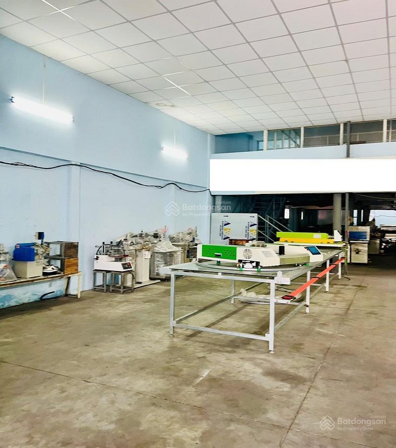 Bán nhà xưởng ful thổ mặt tiền xuân thới thượng, hóc môn, 304m2, 2 tầng, giá rẻ