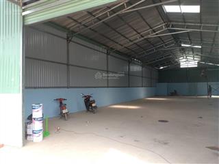Kho 300m2 giá chỉ 10 triệu gần đường phan văn định