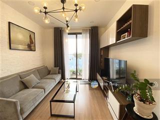 Cho thuê căn kingston, 2pn, dt 83m2, giá 16 tr/tháng.  0909 228 *** minh sang