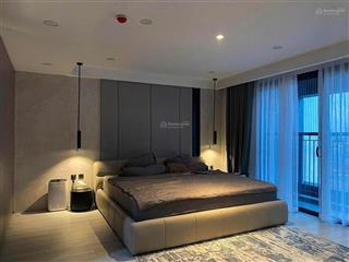 Bán căn hộ 180m2 4pn tại berriver nguyễn văn cừ long biên. căn góc view sân bay, sân golf