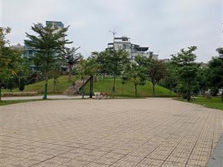 Bán đất ngọc thụy phân lô ô tô thông thẳng 184m mặt tiền gần 10m