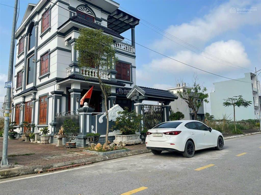 Bán lô xẻ khe 135m2 ngang 9m đẹp nhất tdc áp tràn  bắc sông cấm