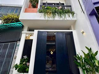 Bán gấp nhà 3 tầng đất nở hậu, gần cầu rồng, đầy đủ công năng, full nội thất, chỉ nhỉnh 5 tỷ