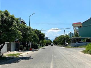 Bán gấp lô đất mặt tiền trung tâm hòa minh, đất sạch đẹp, tiện ích xung quanh đầy đủ, gần biển