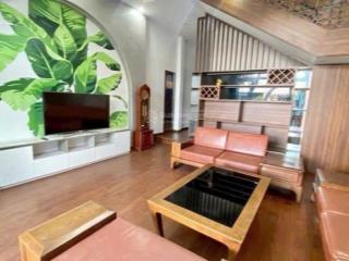 Bán gấp nhà 2 tầng vị trí đẹp, khu dân cư đông đúc, đủ tiện ích xung quanh, hướng đông bắc sạch đẹp