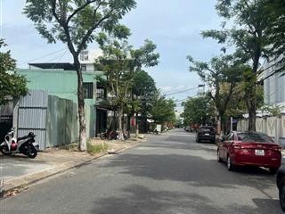 Bán gấp lô đất mặt tiền vị trí cực đẹp, hướng đông mát mẻ, tiện kinh doanh buôn bán