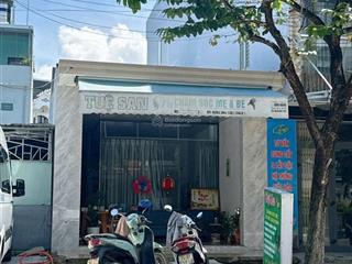 Bán đất tặng nhà gác lửng, đang cho thuê 10tr/th, gần biển, đủ tiện ích xung quanh