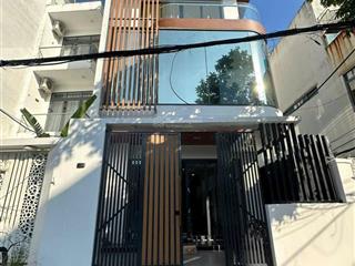 Bán gấp mặt tiền siêu đẹp, có thang máy, nhà mới, full nội thất cao cấp, trung tâm tp