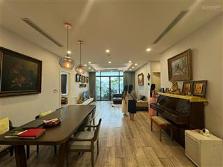 Bán căn hộ 3 ngủ 150m2 chung cư sun grand thuỵ khuê. full nội thất cao cấp