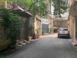 Bán nhà khu phân lô giảng võ, ngọc khánh, ba đình. mặt tền mặt hậu 11m. vỉa hè 4m