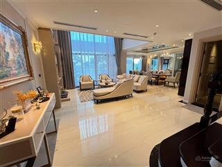 Bán căn hộ 315m2, lô góc 2 view. thiết kế 2 tầng, 5 ngủ, 5 wc. sổ đỏ lâu dài, nội thất luxury.