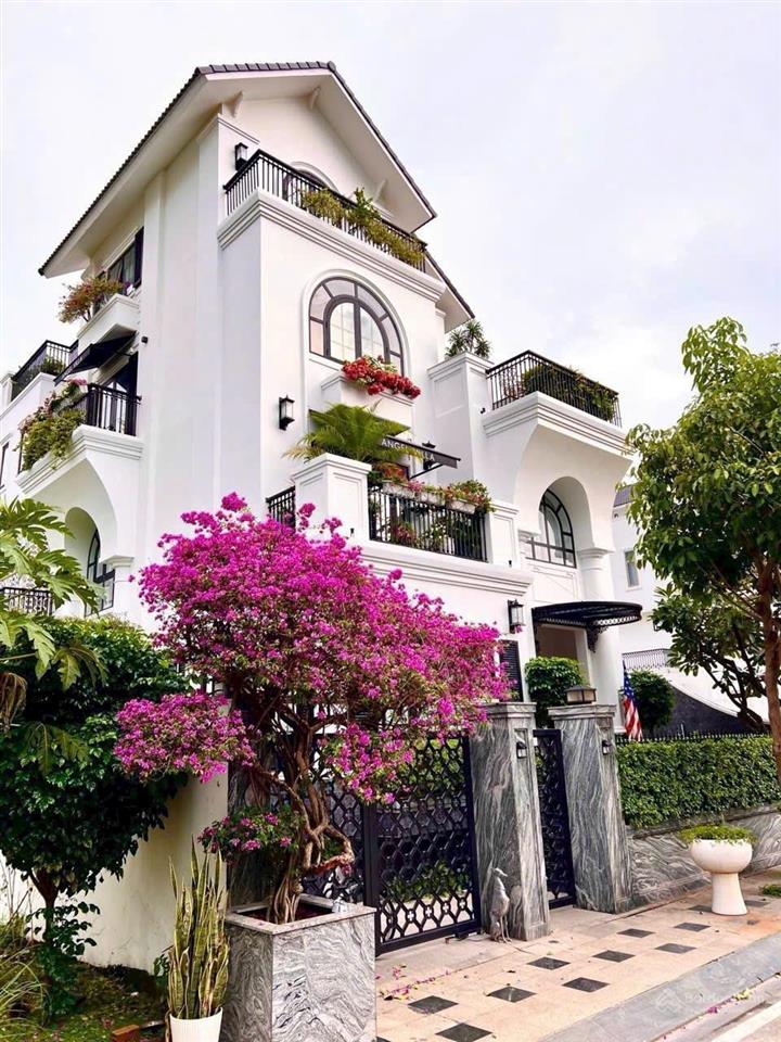 Biệt thự 3 lầu 193m2 mới tinh 100%  nguyễn ư dĩ  thảo điền