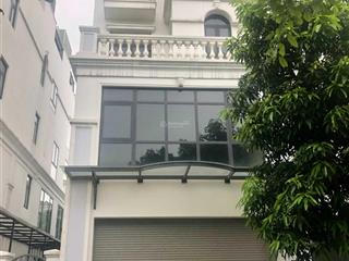 Cần bán shophouse liền kề xẻ khe 95m2, dự án vinhomes ocean park, gia lâm  17,x tỷ