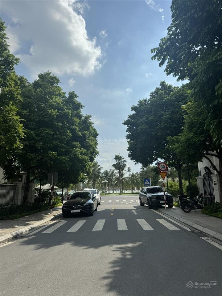 Bán căn song lập phân khu sao biển, trục đường thông, hướng đông nam  31.x tỷ bp