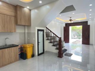 Nhà đẹp bắc từ liêm  2 mặt thoáng  xây mới kiên cố  gần cầu thượng cát  chỉ hơn 5 tỷ