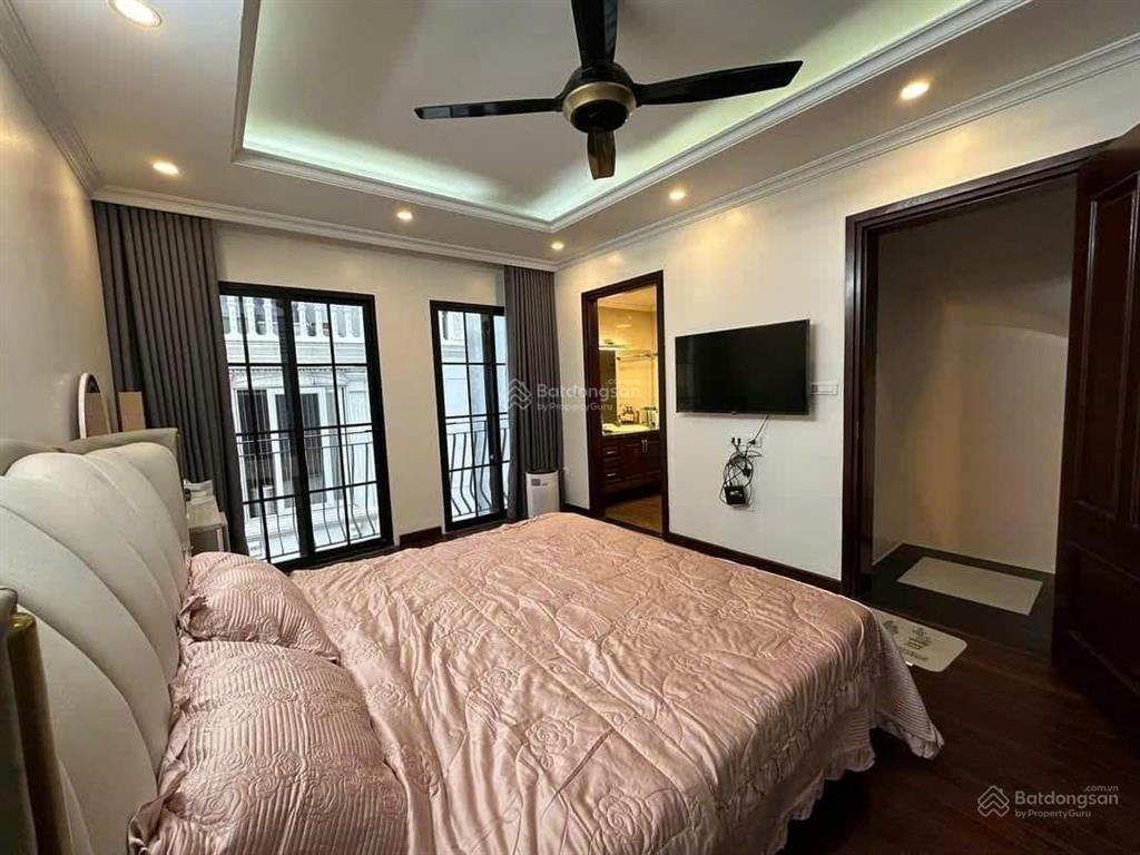 Cần bán nhà 2 mặt ngõ, dòng tiền khủng mặt ngõ, ôtô, phố vạn bảo, dt 65m2 x 7tầng, mt 5,2m, 16,8 tỷ