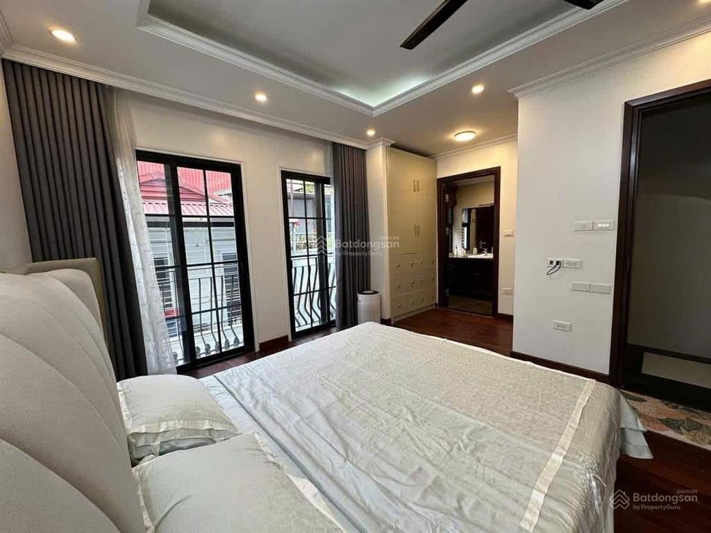 Cần bán nhà 2 mặt ngõ, dòng tiền khủng mặt ngõ, ôtô, phố vạn bảo, dt 65m2 x 7tầng, mt 5,2m, 16,8 tỷ