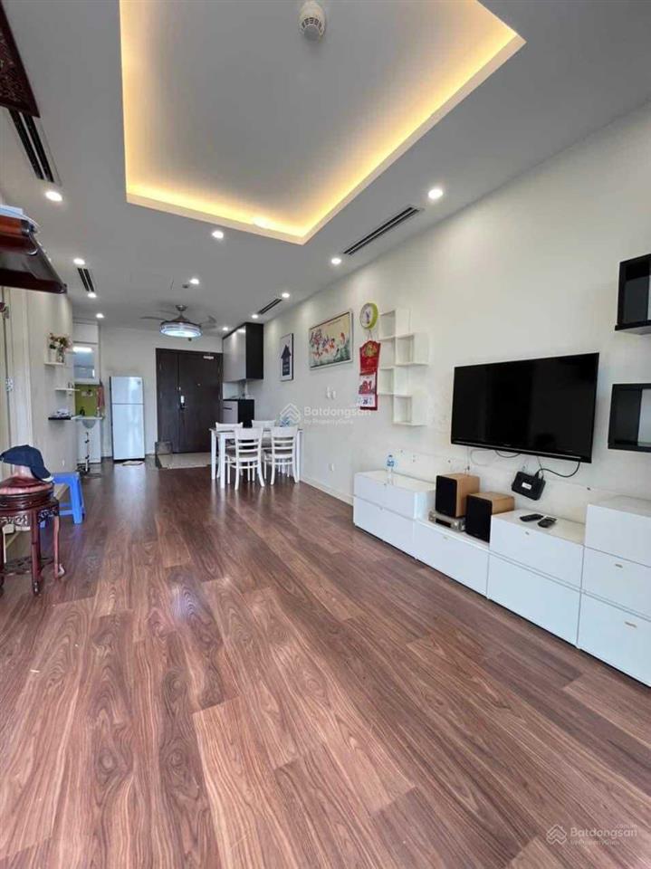 Tôi bán chung cư cao cấp the legend, 73m2, 2 ngủ, tầng đẹp, căn đẹp, bán 6,8 tỷ