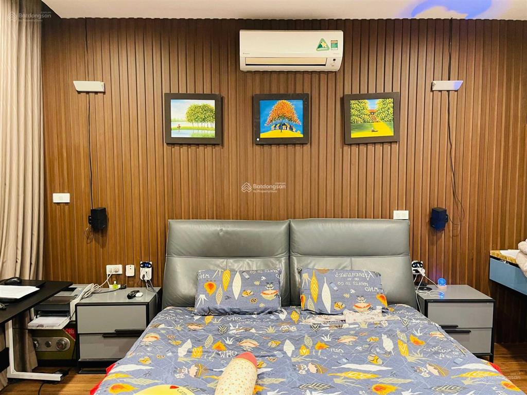 Tôi chính chủ cần bán căn chung cư star tower 283 khương trung, 3 phòng ngủ, 2 vs, giá 7,2 tỷ