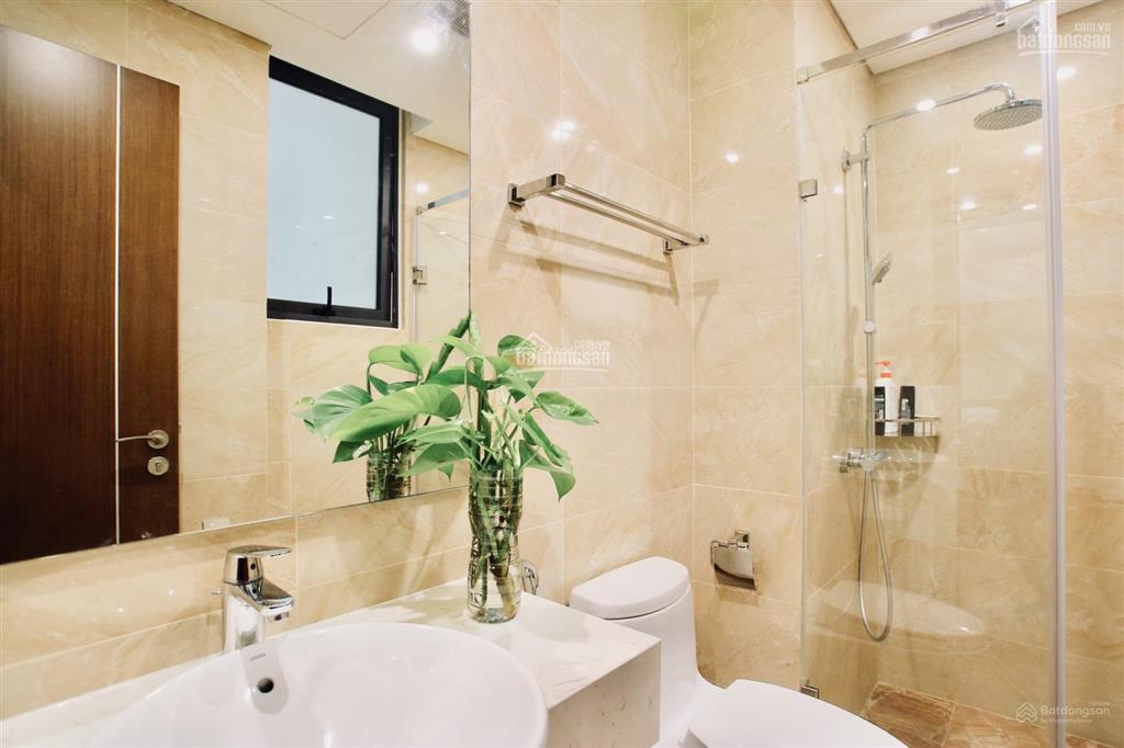 Bán gấp căn hộ 88m2, full đồ giá 7 tỷ tại chung cư eco green city, trục có ban công phòng khách