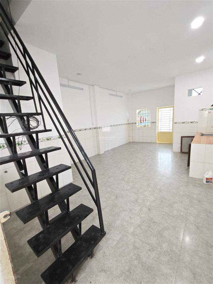 Cho thuê sàn suốt làm xưởng may/dệt/ sx  kho sạch  chủ nhà tự đóng thuế