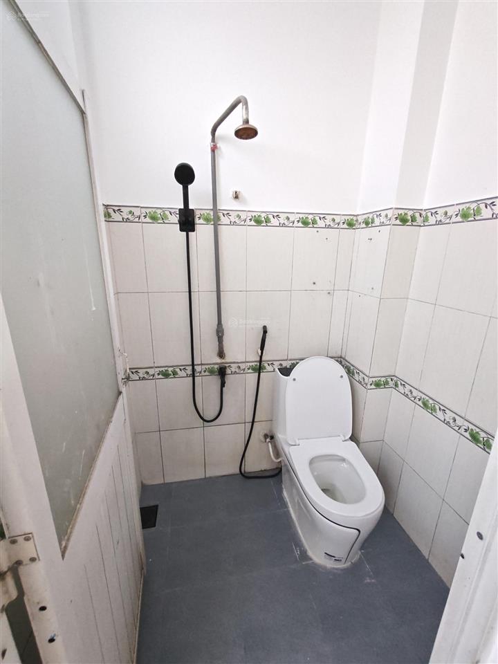 Cho thuê sàn suốt làm xưởng may/dệt/ sx  kho sạch  chủ nhà tự đóng thuế