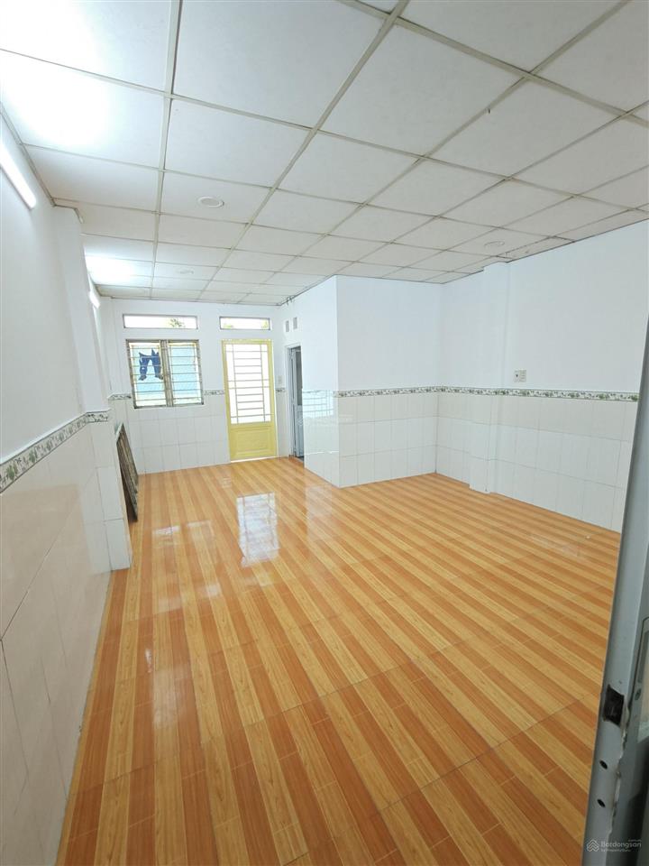 Cho thuê sàn suốt làm xưởng may/dệt/ sx  kho sạch  chủ nhà tự đóng thuế