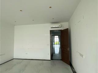 Chính chủ cho thuê shophouse 5 tầng hoàn thiện full điều hòa thang máy giá 25tr/th oceanpark 1 gl