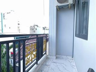 Phòng ban công mới full nội thất ngay phạm văn đồng