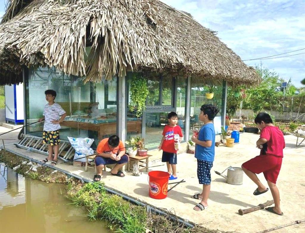 Đất vườn mặt tiền kênh, shr, 350m2 (10x35) ngay chợ trảng bàng, giá 850 triệu