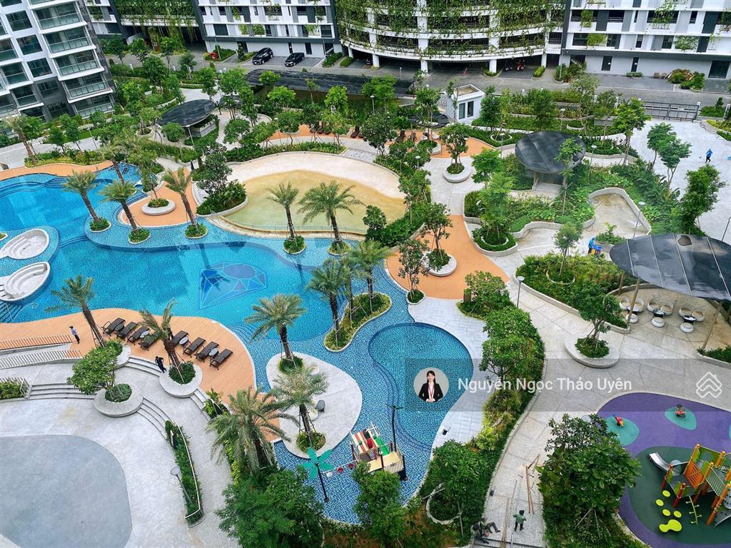 Centery 2pn 96m2 view hồ bơi bao ô xe, giá 8tỷ3 (102%)