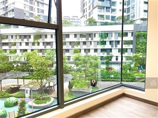 Centery 2pn dt 96m2 view đông nam trả giãn 36th