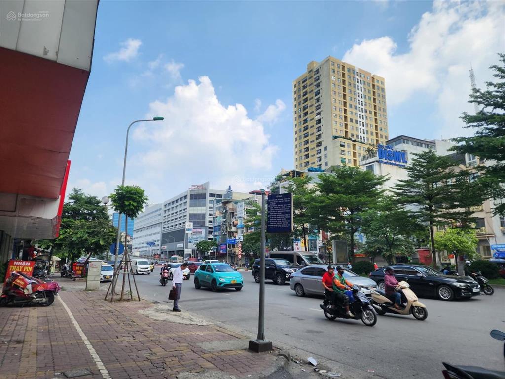 Bán nhà mặt phố quang trung hà đông vỉa hè kinh doanh ngày đêm dt 55m 5tang.
