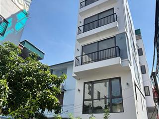 Bán nhà sài đồng  40m2 x 6 tầng thang máy lô góc đẹp bề thế  giá chỉ 7.8 tỷ hiếm có ạ