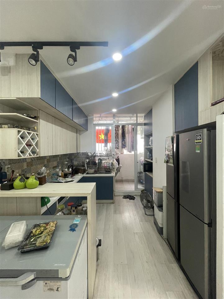 Bán căn hộ 2pn chung cư h2 196 hoàng diệu, phường 8, quận 4 (có sổ hồng)